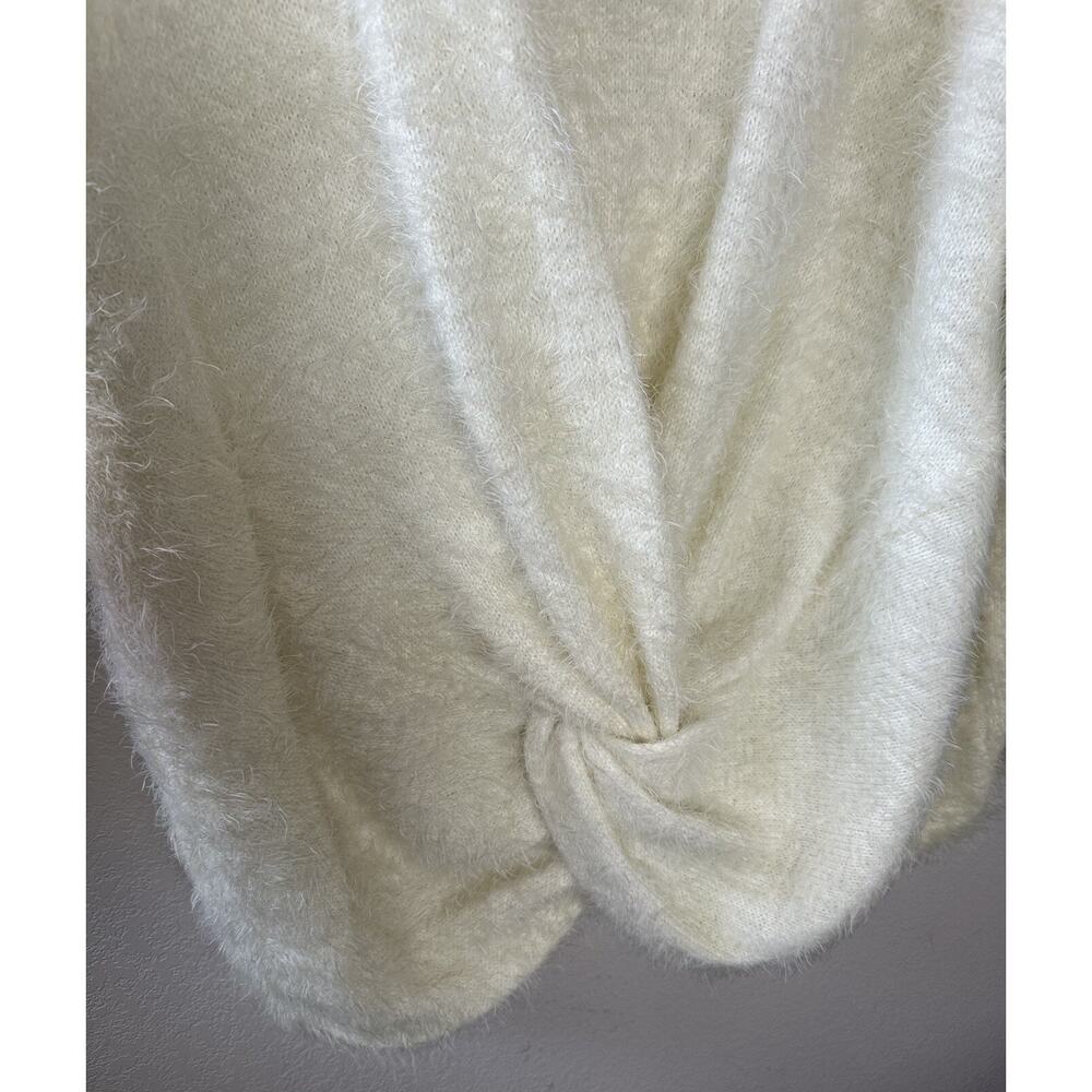 Very J oversized soft tie long sleeve white cream sweater size 2X cozy oversized - Picture 4 of 6